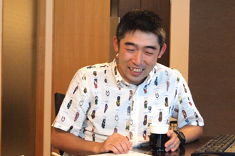 fhoto02_330.jpg